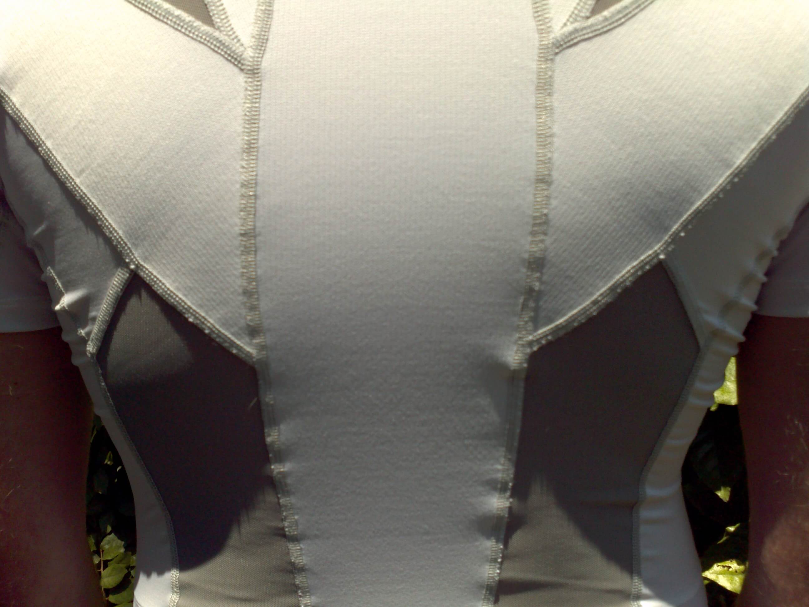 Women's AlignMed Posture Correcting Shirt 2.0 Neuroband White SMALL